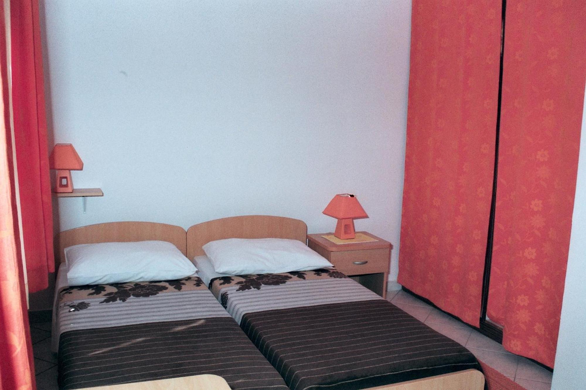 Hostel Amfora ฟาชานา ภายนอก รูปภาพ