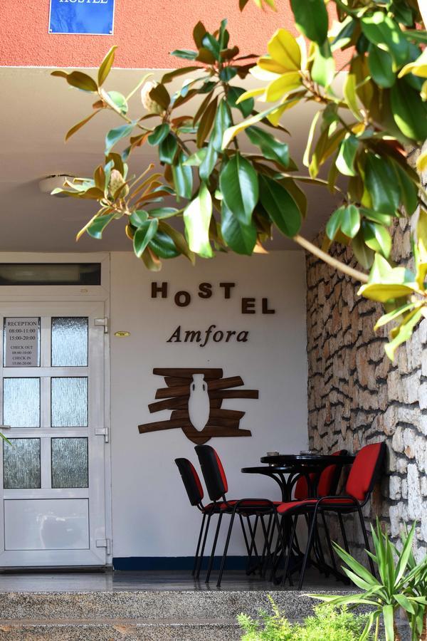 Hostel Amfora ฟาชานา ภายนอก รูปภาพ