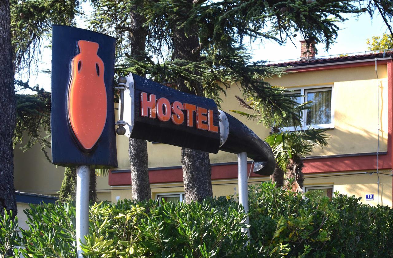 Hostel Amfora ฟาชานา ภายนอก รูปภาพ
