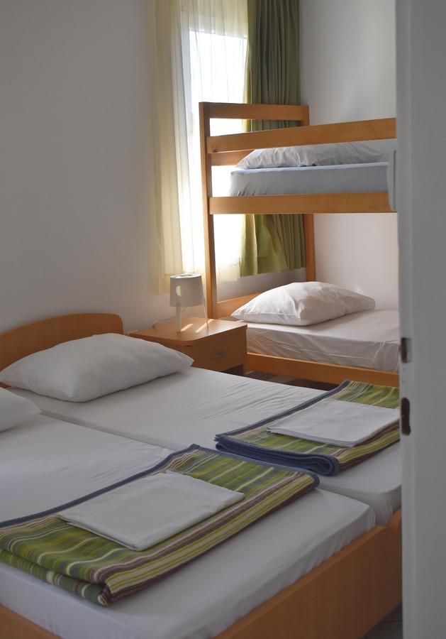 Hostel Amfora ฟาชานา ภายนอก รูปภาพ