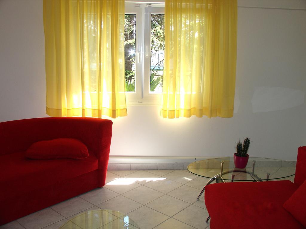Hostel Amfora ฟาชานา ภายนอก รูปภาพ