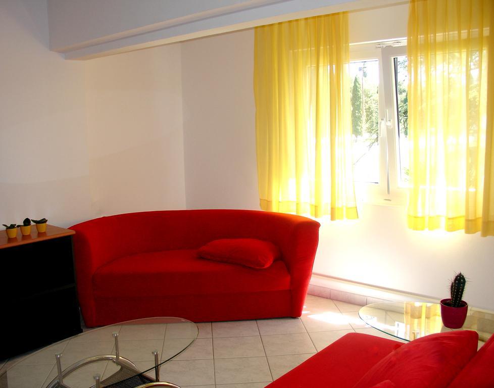 Hostel Amfora ฟาชานา ภายนอก รูปภาพ